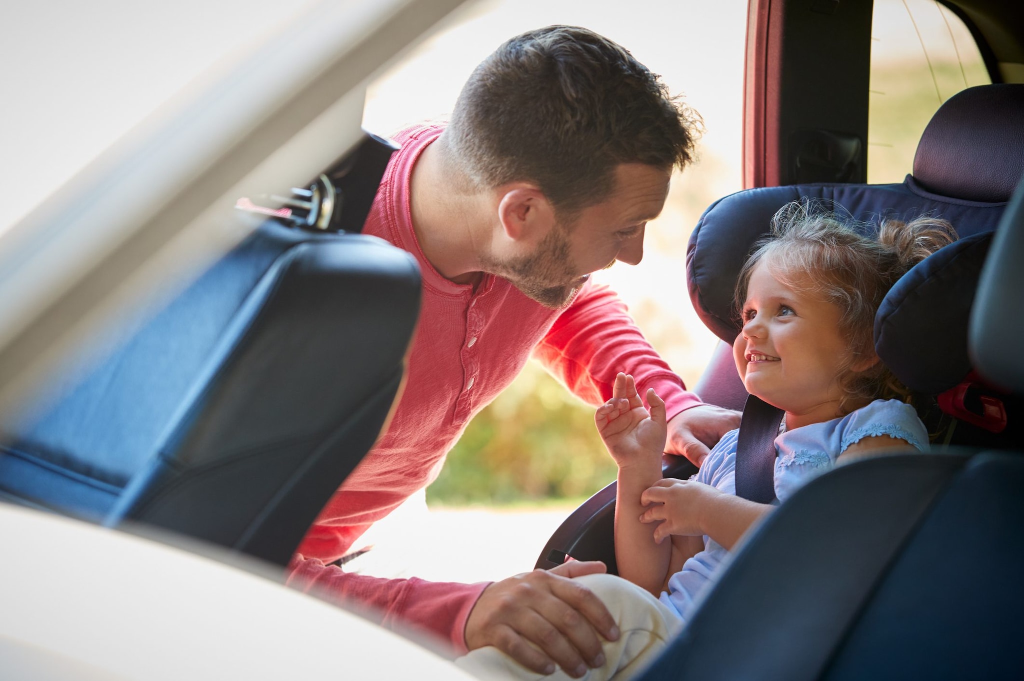 Seggiolini auto per bambini, uno studio rivela quali sono i più sicuri per viaggiare