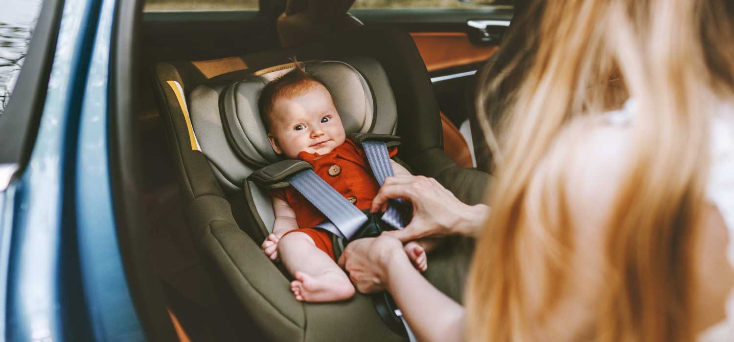 Una guida sul trasporto dei bambini in auto