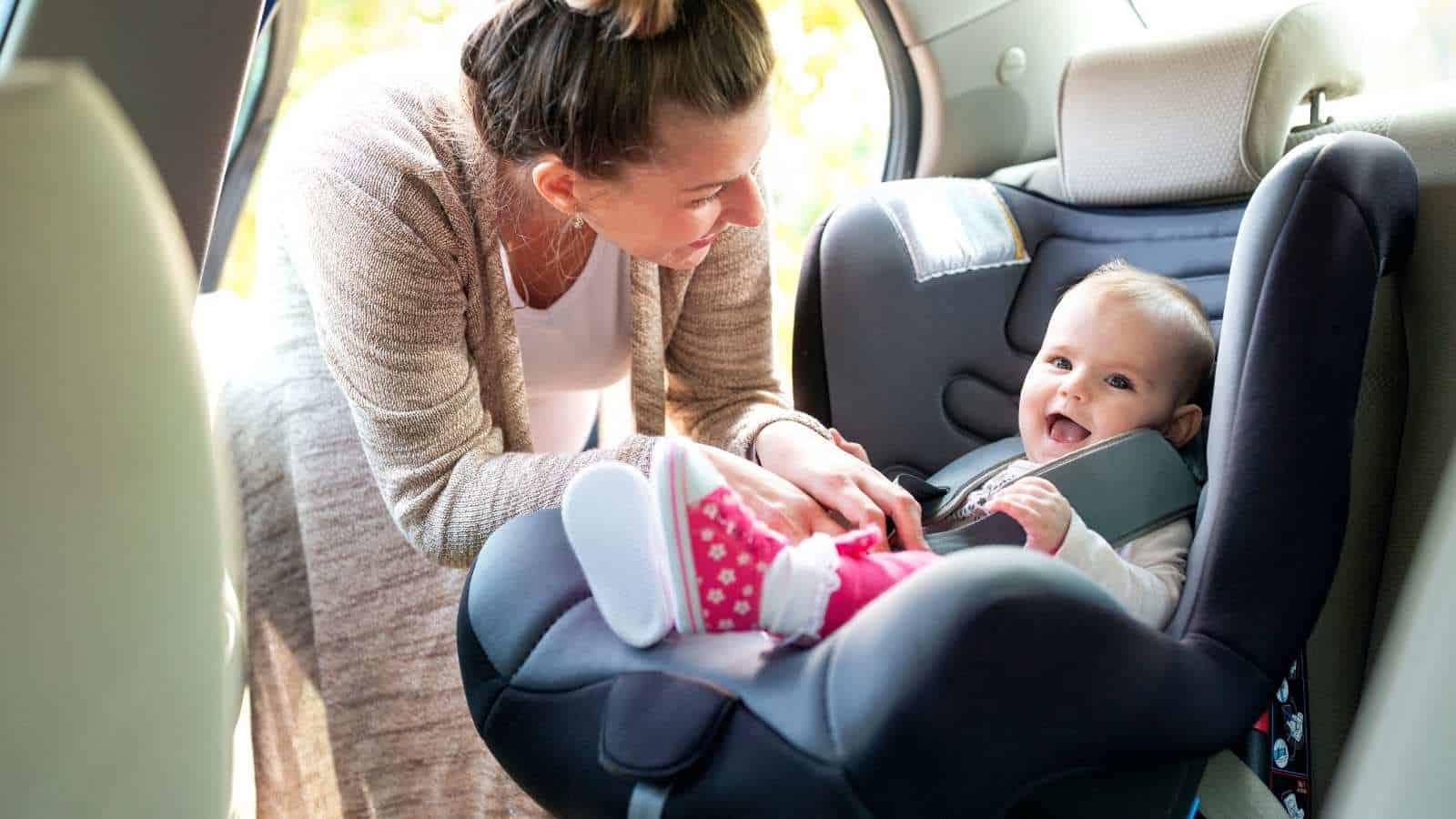 Nuova normativa per seggiolini auto: tutti i cambiamenti