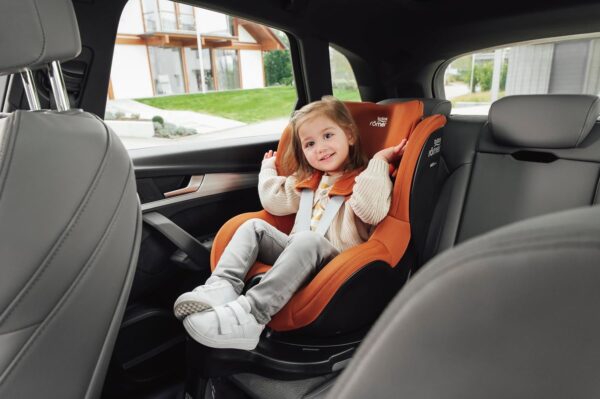 Seggiolino auto BRITAX RÖMER DUALFIX M i-SIZE, per bambini da 61-105 cm (i-Size) con ISOFIX, 3 mesi - 4 anni, Space Black